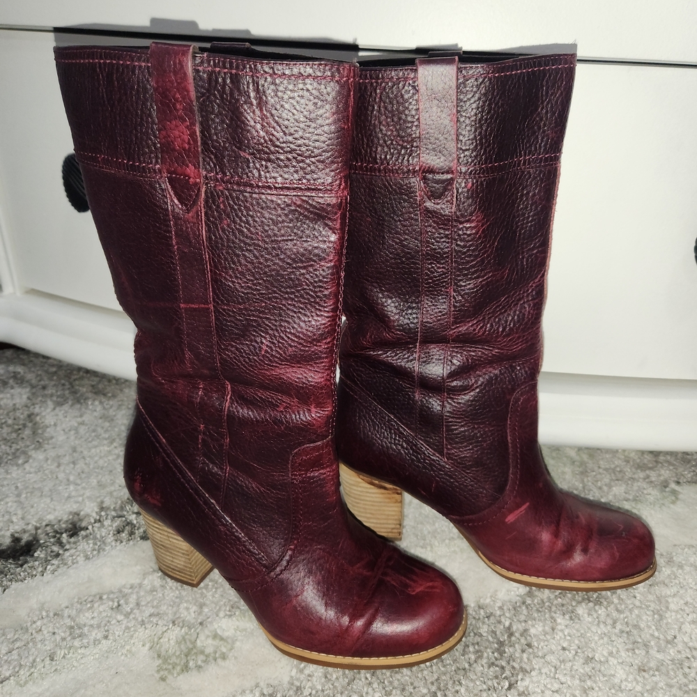 Timberland Earthkeeper Rudson Waterproof Boots -Burgandy/Rasberry Size 7.5